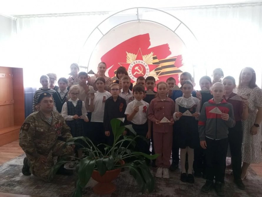 Флешмоб "Связь поколений не прервется!"